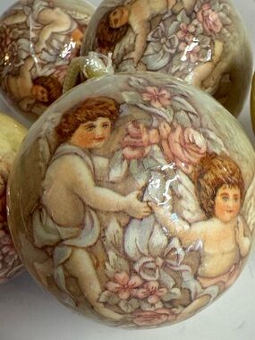 6 Vintage 80s Victorian Cherub Decorative Bulbs - Set of Floral Ornaments
